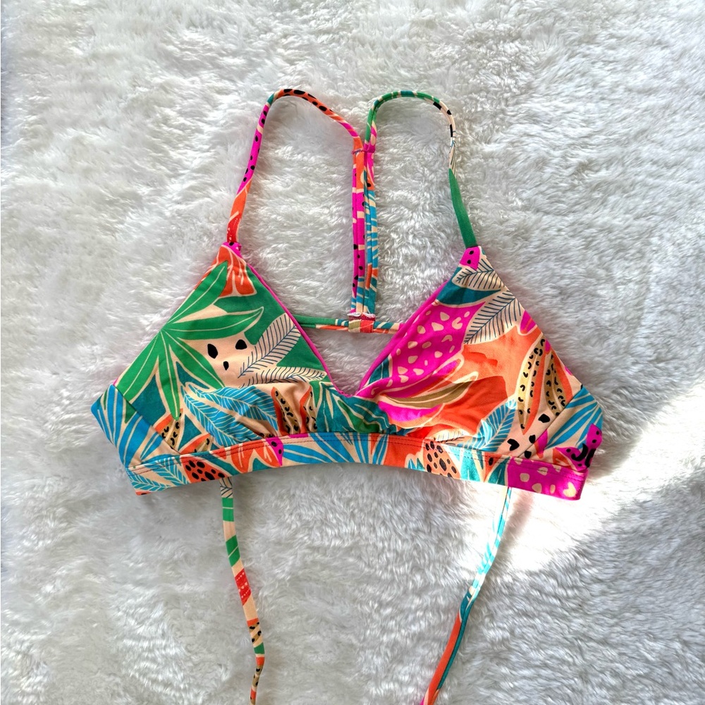 NWOT Hurley Tropical Bikini Top